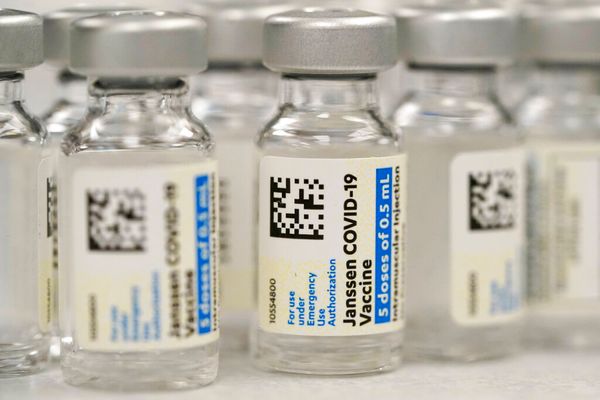 US Extends Expiration Dates for J&J Vaccines by 6 Weeks