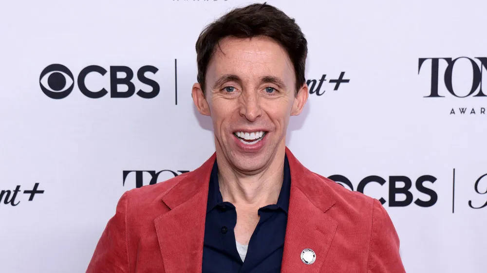 Kevin Cahoon Is Having a Shucking Queer Blast on Broadway