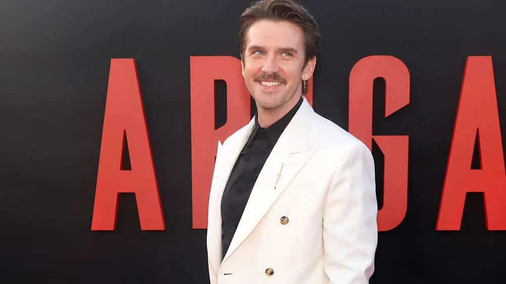 Dan Stevens Opens Up about Discovering 'Terrifying' Grindr