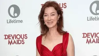'Glee' Actor Actor Valerie Mahaffey Dies after Cancer Battle, Publicist Says 